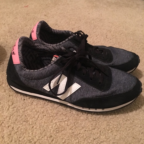 new balance 410 light pink